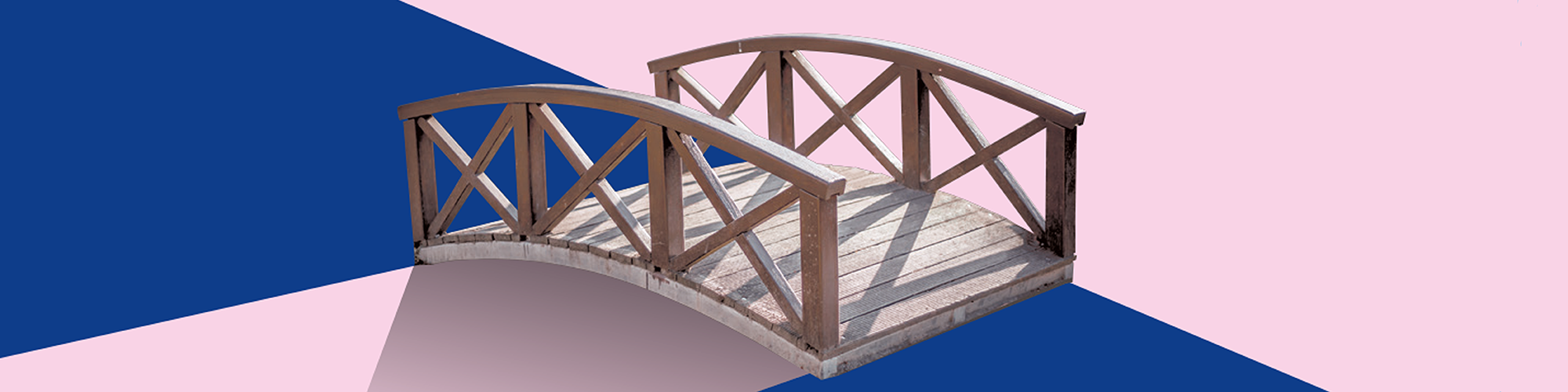 Bild Brücke vor rosa-blauem Hintergrund